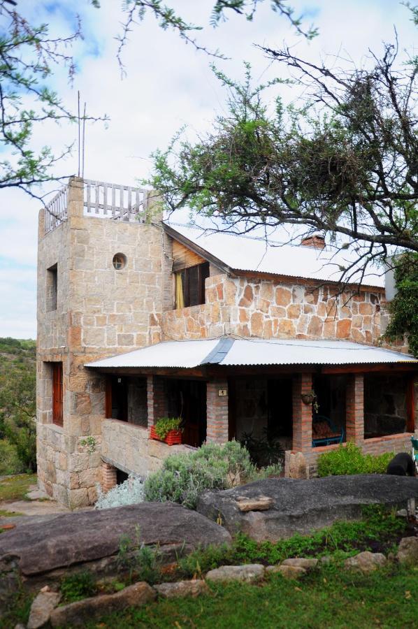 La Toma Complejo De Montana - Cabanas Y Habitaciones En Hosteria Mina Clavero Exteriér fotografie